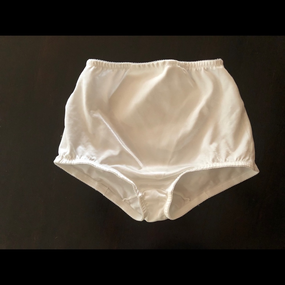 Vintage Never worn Shapewear granny panties